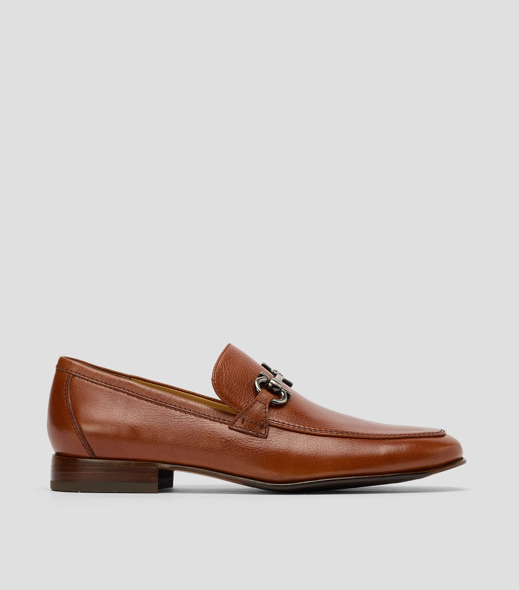 Mocasines en piel con hebilla Hombre